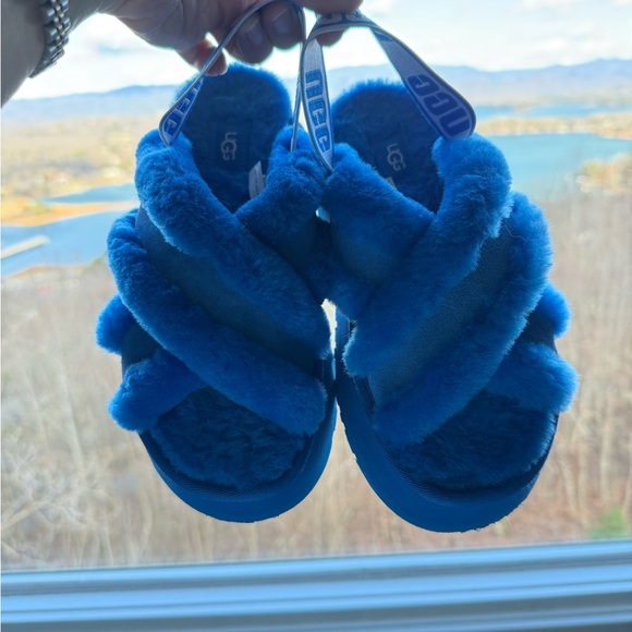 UGG Kids Bright Blue Fluffy Slippers - Picture 3 of 7